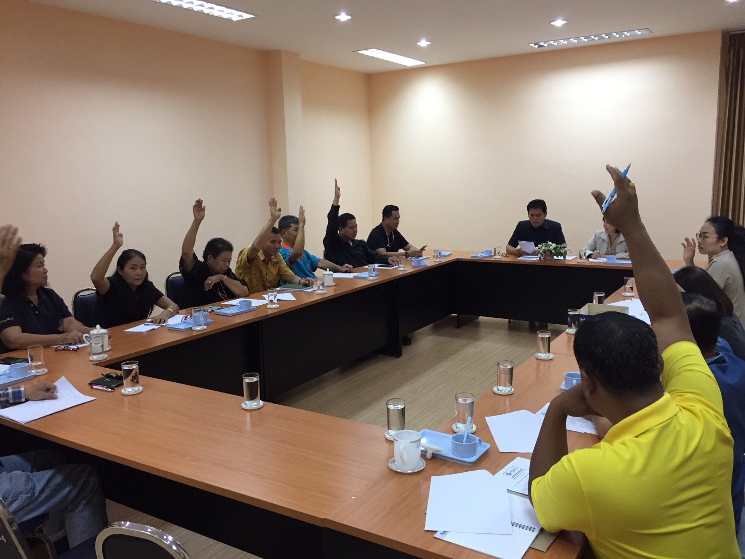ประชุมคณะกรรมการ กสรว. เพื่อคัดเลือกผู้ทรงคุณวุฒิ
